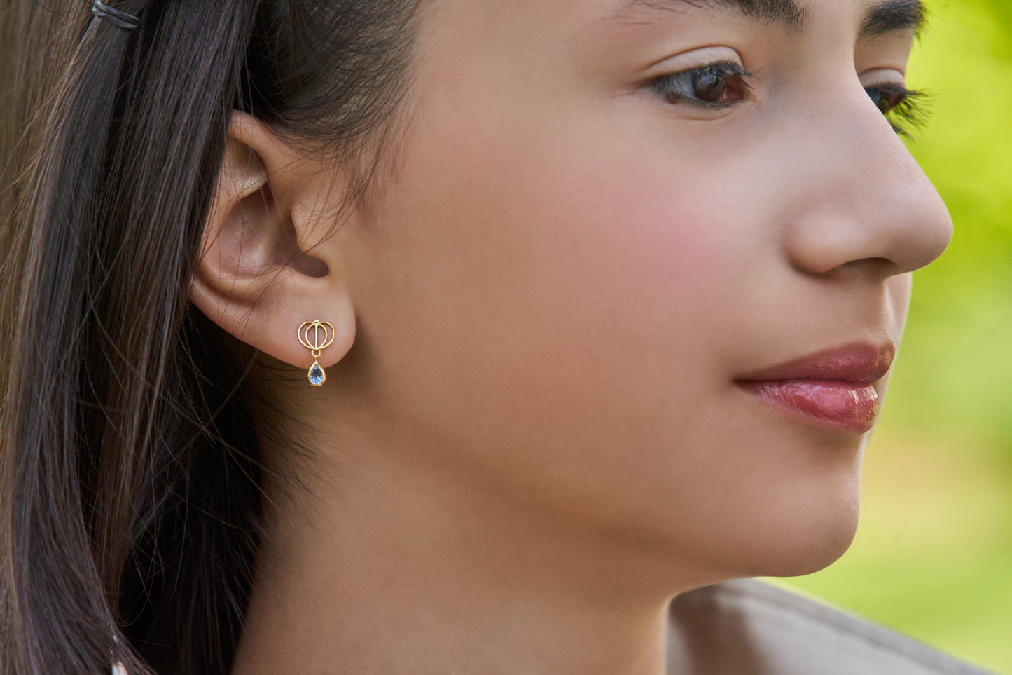 Boucles d’oreilles Cendrillon – Or jaune ou or rose 750/1000 et saphirs